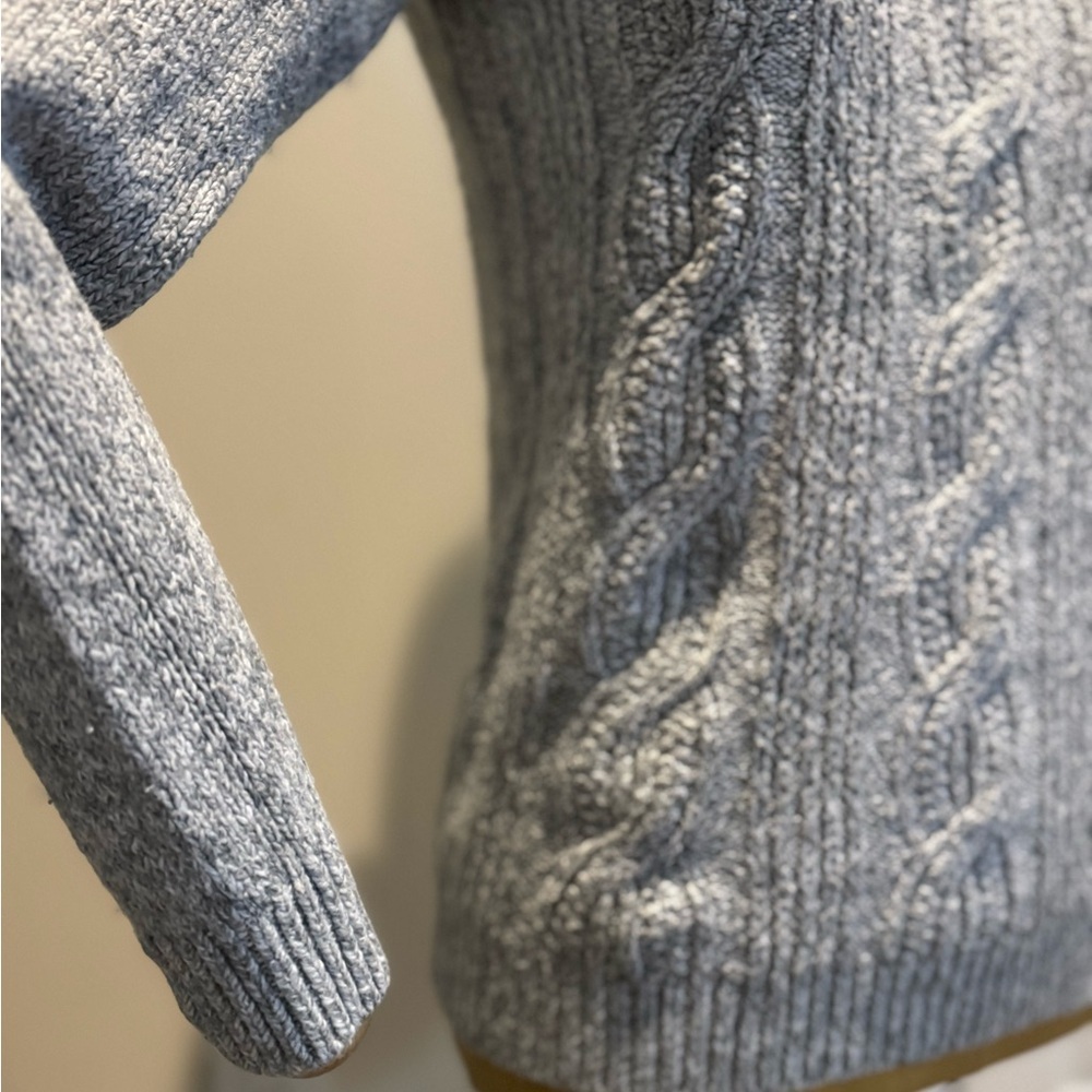TOMMY HILFIGER Heather Gray Cable Knit Women's Sweater (XS) - Picture 4 of 9